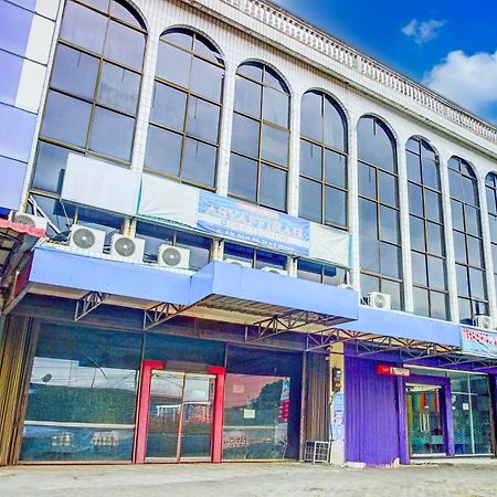 RedDoorz Plus near Istana Maimun Medan Bagian luar foto