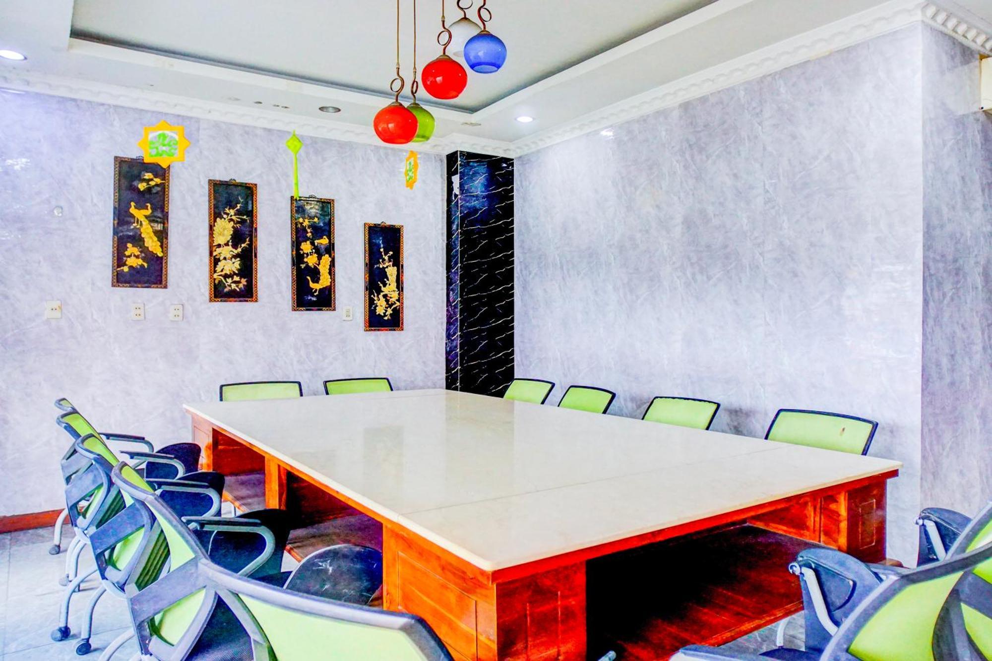 RedDoorz Plus near Istana Maimun Medan Bagian luar foto